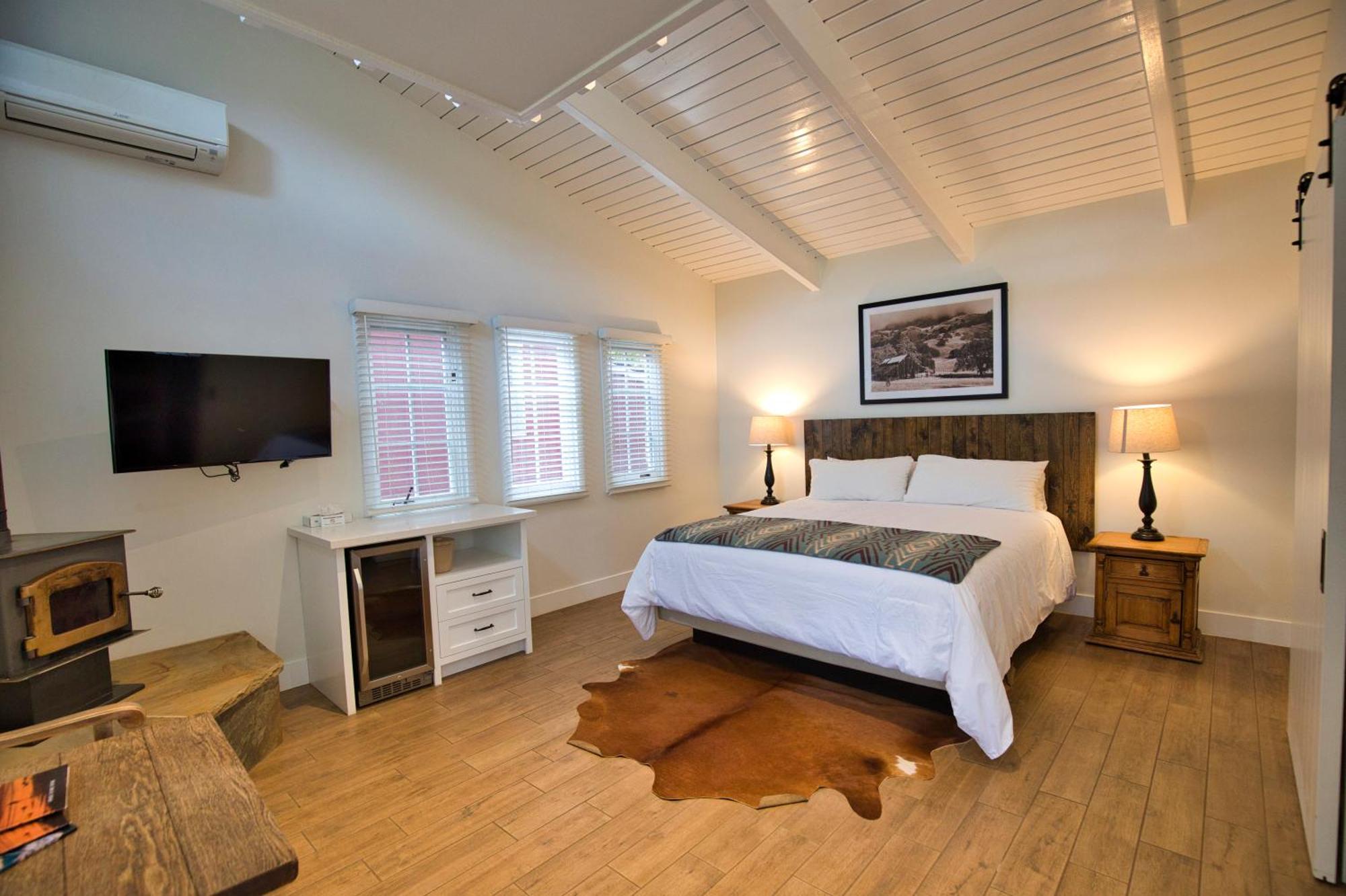 Circle Bar B Guest Ranch Hotel Capitan Exterior photo